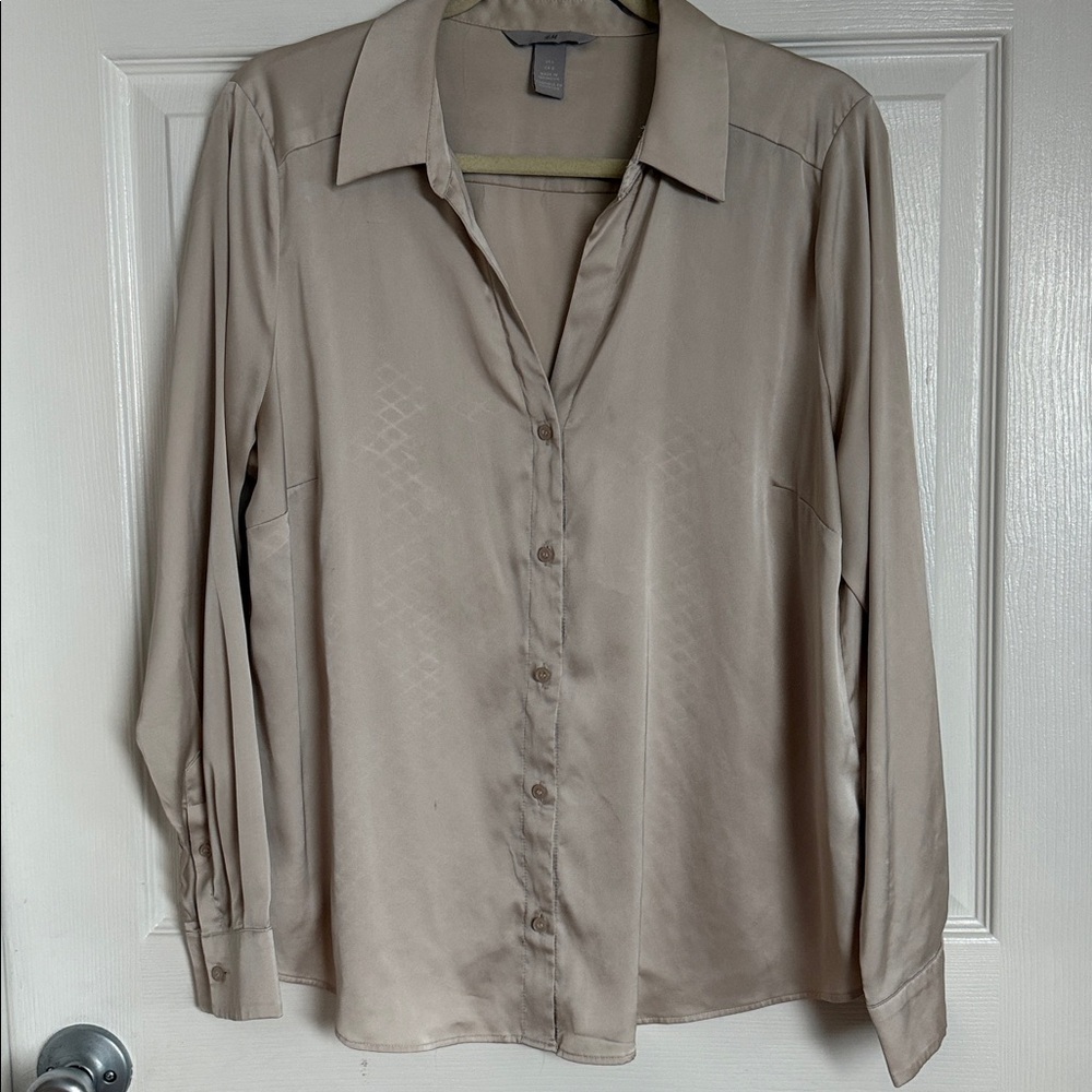 H&M silk style- beige- button down size large